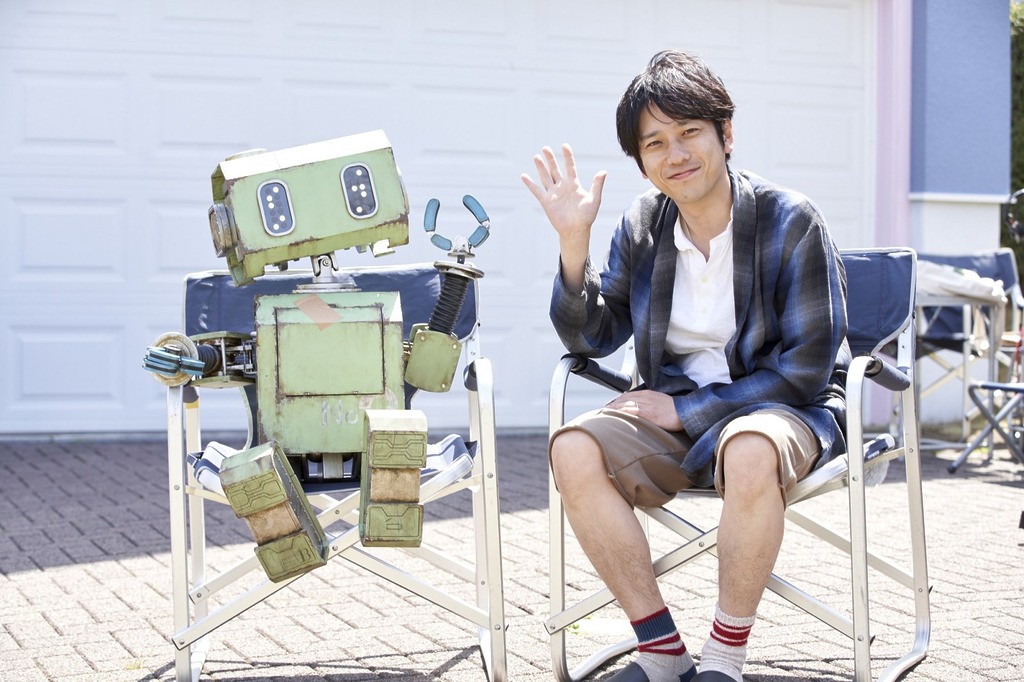 映画『TANG タング』6月10日は「ロボットの日」最新の場面写真＆健とタングの撮影オフショット解禁！